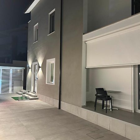 Casa Stazione Pescara Bed & Breakfast Bagian luar foto