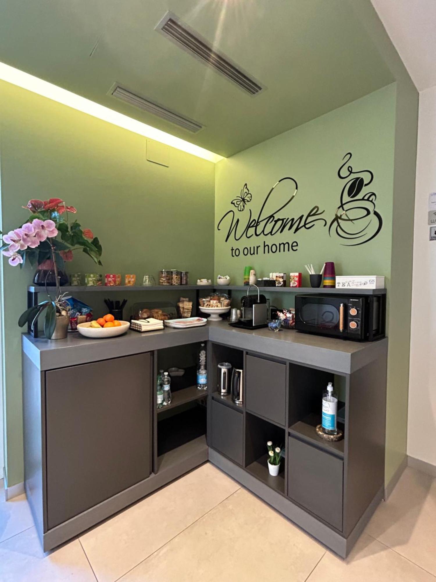 Casa Stazione Pescara Bed & Breakfast Bagian luar foto